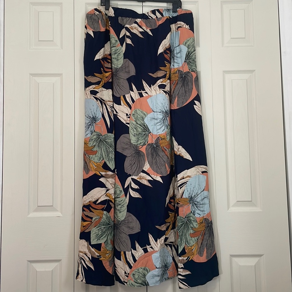 Floral high slit plus size skirt